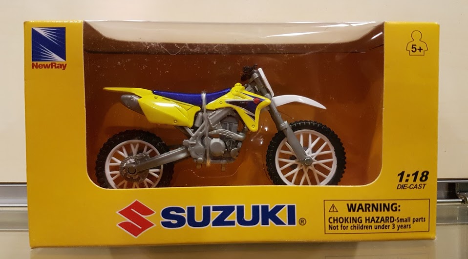 Model motocykla SUZUKI RM-Z450 2007 Dirt Bike 1:18